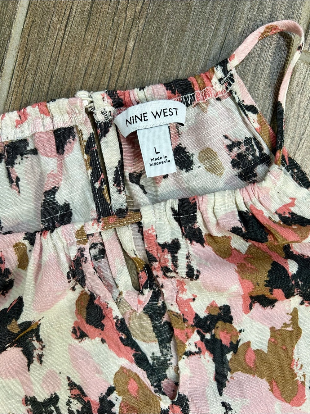 Nine West Pink Multi Halter Neck Shell Top, Size L - Picture 3 of 6